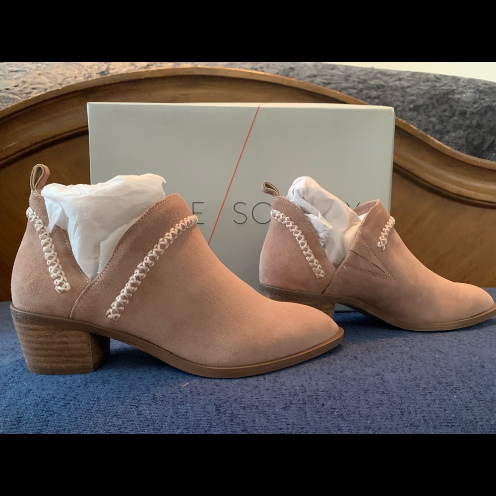 Sole Society Dusty Rose Slip On Suede Bootie (SZ6)